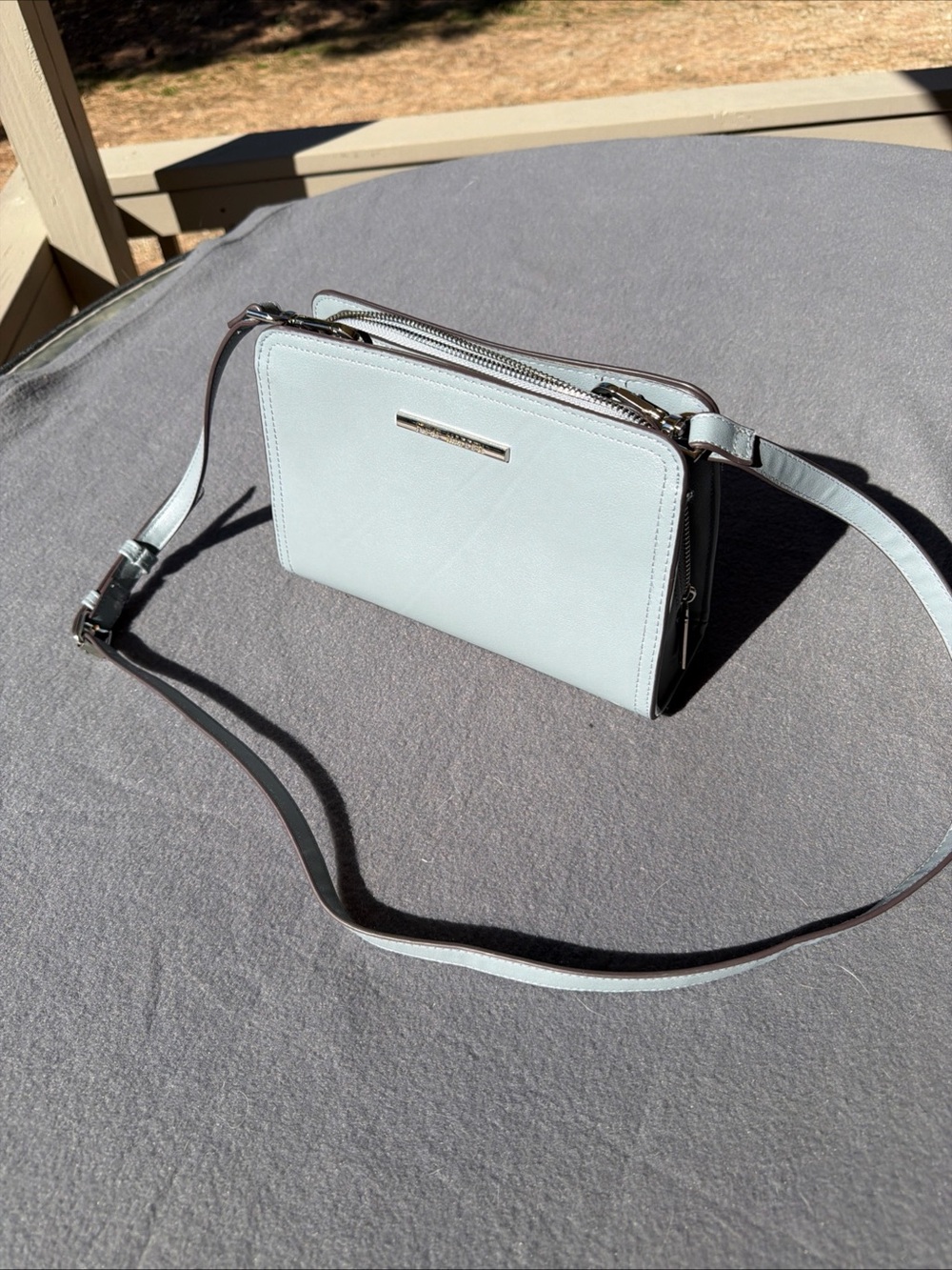 Steve Madden Gray B zippy crossbody bag excellent condition